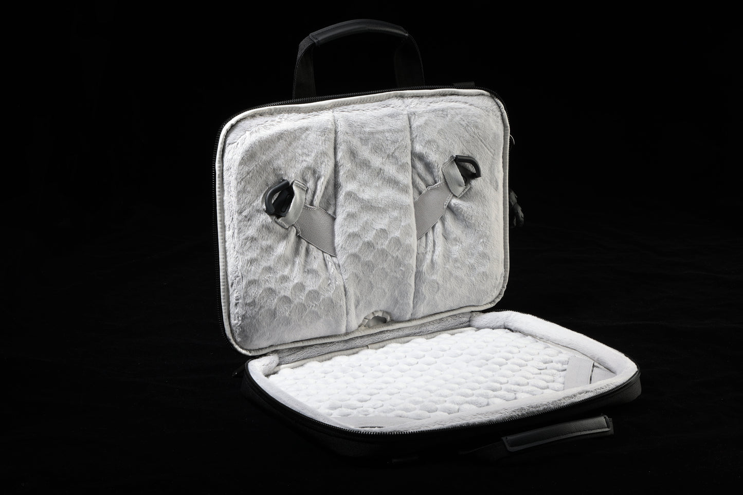 BOLLIGEN Black 14? Laptop Sleeve