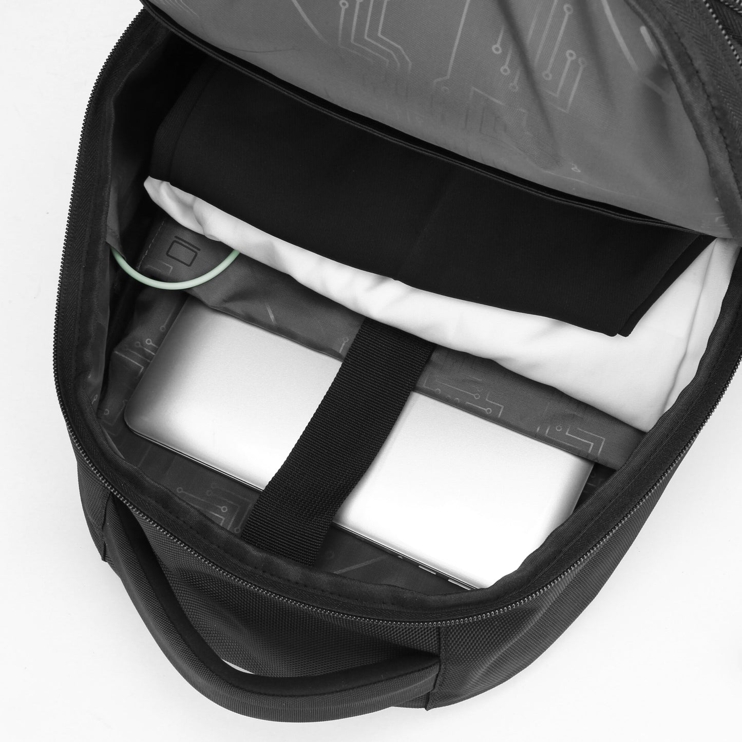 VECTOR Black Backpack with SDD Finder